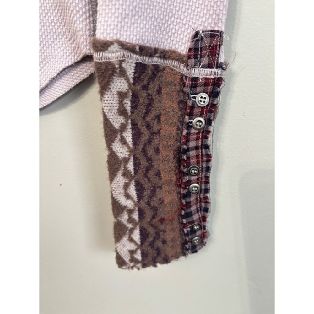 We the Free People Lavender Waffle Knit V Neck Sweater Cuff Shirt Sz S Boho - Picture 3 of 5